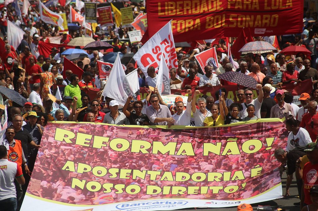 Plantão é criado para esclarecer população sobre reforma da Previdência