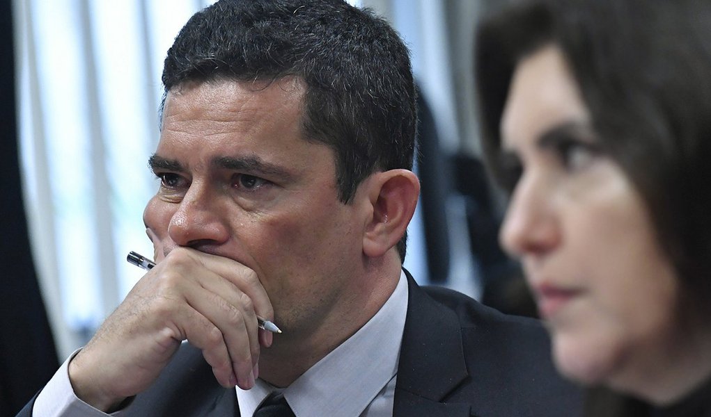 Moro sobreviverá?