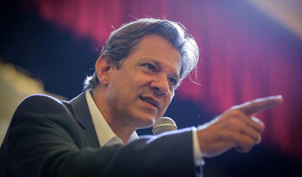 Haddad afirma que Weintraub cometeu crime ao tentar violar dados sigilosos de estudantes