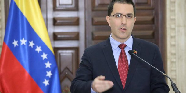 Bloqueio dos EUA contra Venezuela atinge população vulnerável, diz chanceler 