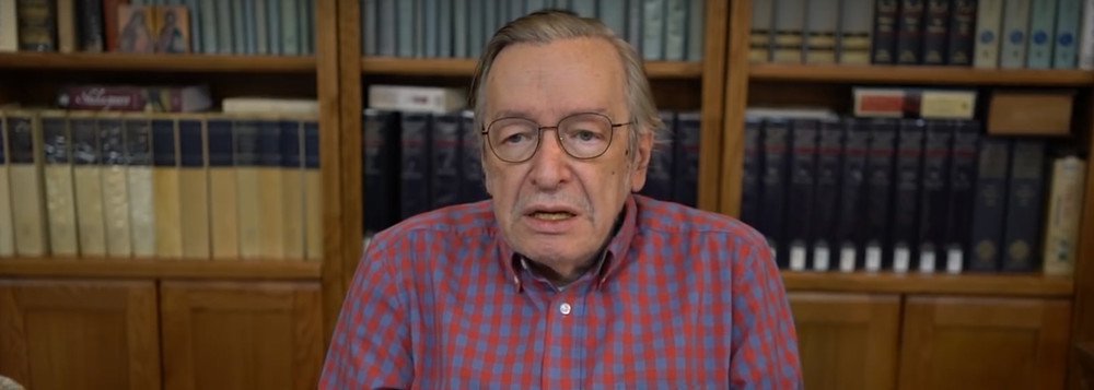 Olavo de Carvalho, o porta-voz do governo 