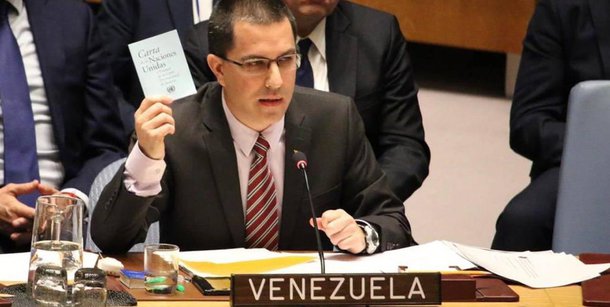 Chanceler da Venezuela reafirma proposta de diálogo com EUA e oposição