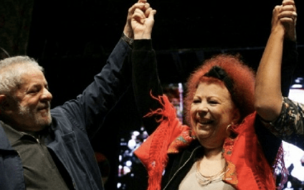 Relembre a música 'Lula Livre', gravada por Beth Carvalho