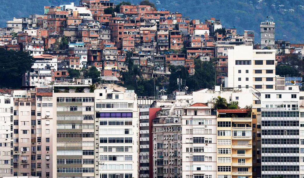 Associação dos Economistas pela Democracia será lançada no dia 7