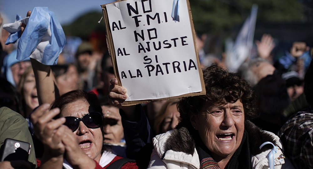 Argentina realiza mais uma greve geral contra governo neoliberal de Macri