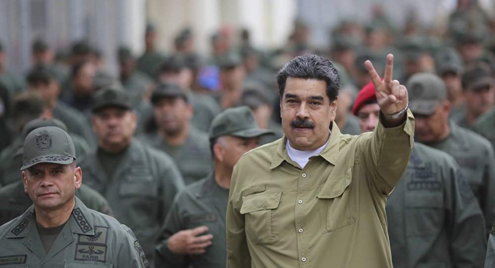 Maduro diz que Forças Armadas estão mais coesas do que nunca