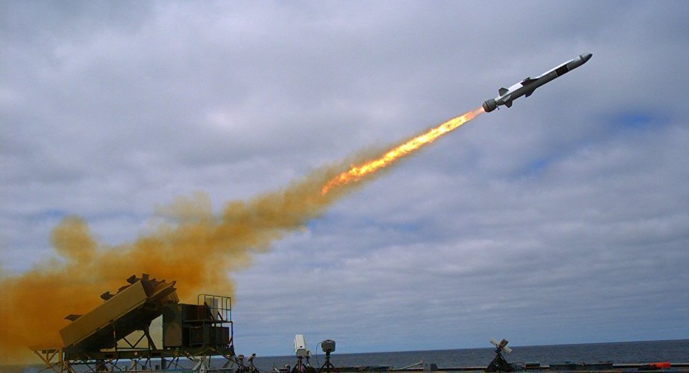 EUA promovem nova corrida nuclear após retirada de Tratado