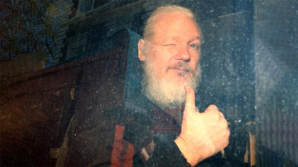 Pedido de extradição dos EUA foi causa da prisão de Assange
