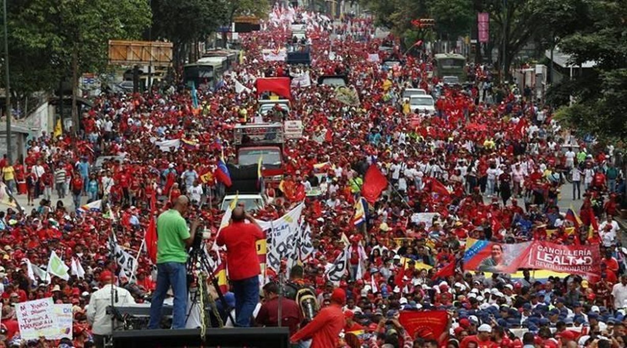 Manifestações no Dia Internacional dos Trabalhadores acontecem em diversas cidades do mundo