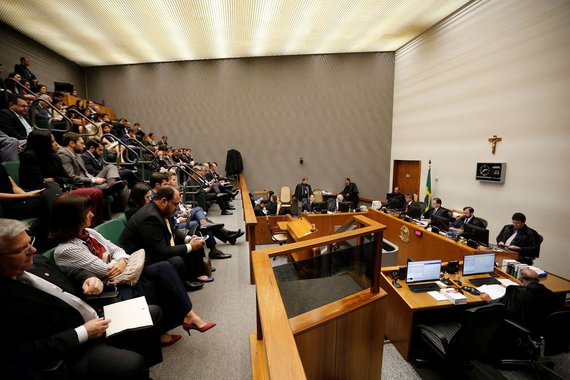 Fernando Brito: STJ fez 'conta de chegar' para limpar a barra do STF