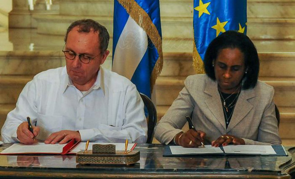 União Europeia assume posição contra bloqueio a Cuba