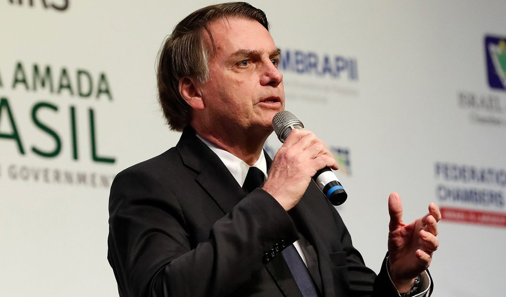 Time inclui Bolsonaro em lista de mais influentes do ano