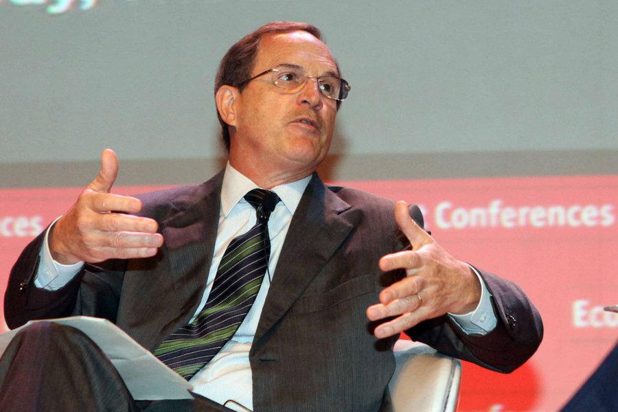 Empresas estão atrasando investimentos, diz Furlan
