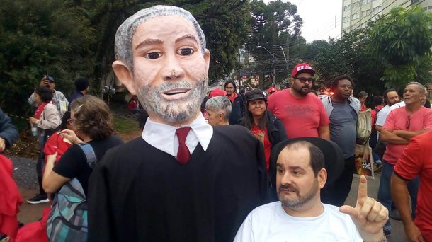 A voz calada de Lula