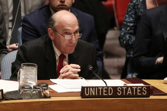 Diplomata dos EUA diz que Rússia deve 'sair do caminho' em caso de intervenção na Venezuela