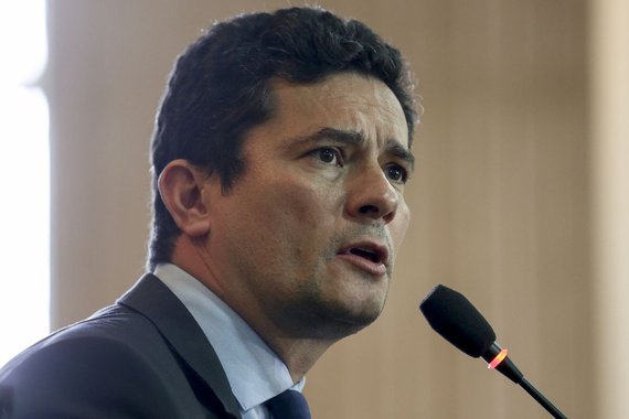 Aumenta articulação para tirar Coaf de Moro e passar para Guedes