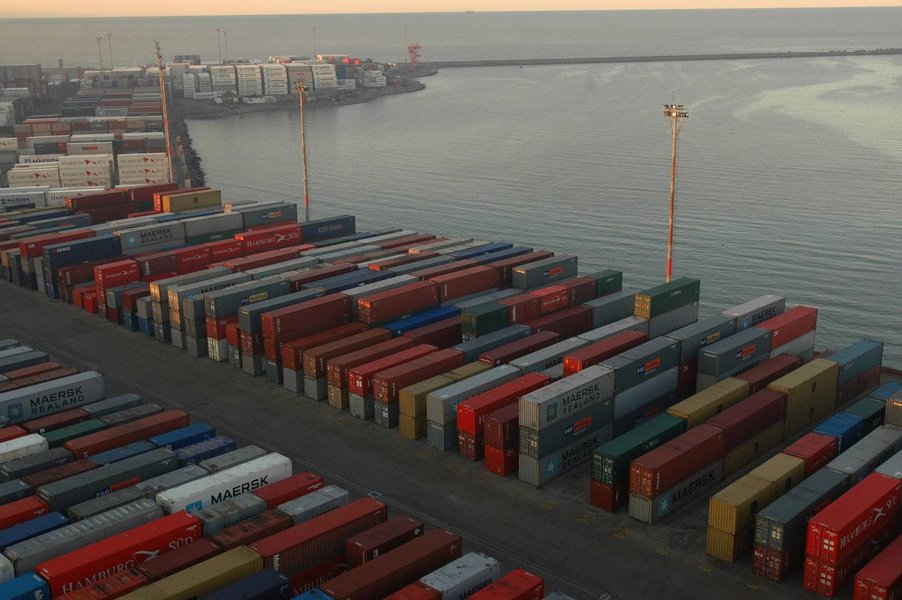 Cai posição do Brasil no comércio mundial