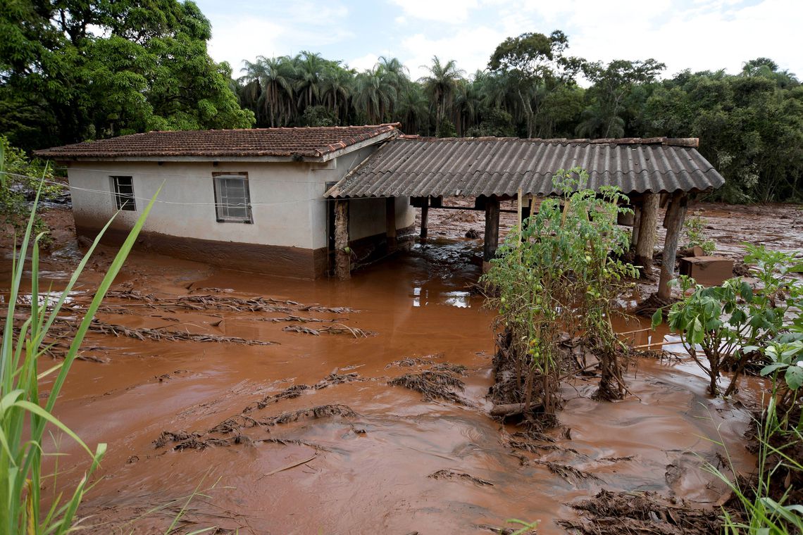 Coincidência suspeita no ataque aos maiores conglomerados brasileiros   