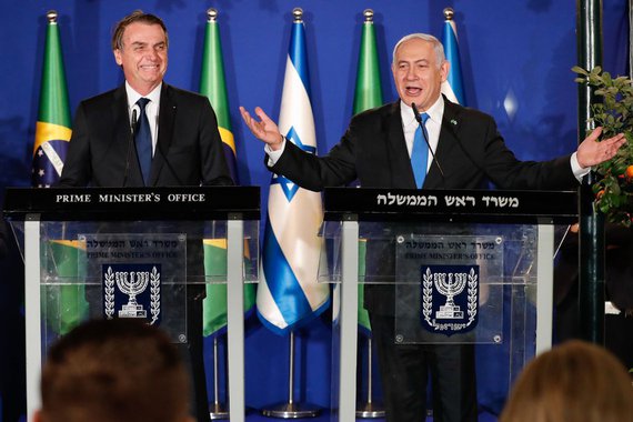 “Fascistas: não passarão”, gritam manifestantes contra Bolsonaro em Israel