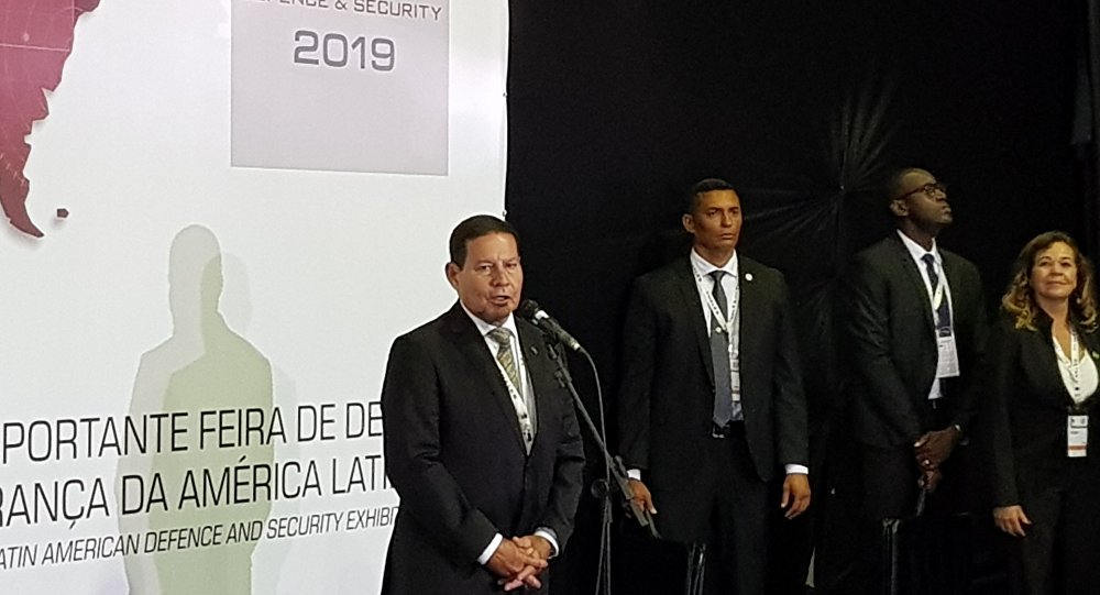 Marinha do Brasil fecha acordo com alemães por corvetas