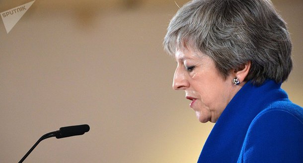 May pede novo adiamento para Brexit