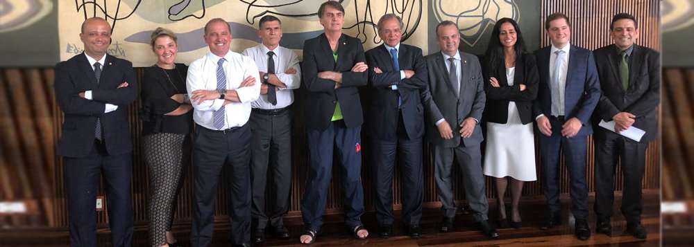 Brasil à deriva. Procura-se um presidente, aponta editorial do Estado