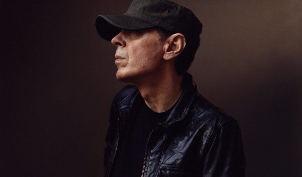 Scott Walker, cantor e compositor de pop experimental, morre aos 76 anos