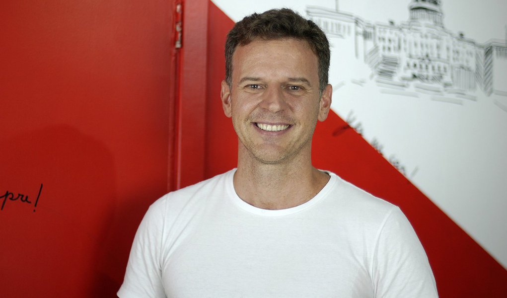 Eduardo Moreira: nunca, em nenhum país, um governo estreante fez tanta besteira em 3 meses