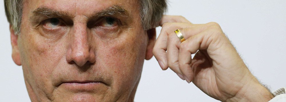 Fernando Brito: Bolsonaro não vai largar o Twitter e assumir o governo