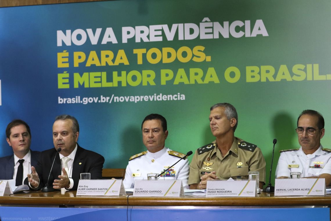 Reforma para militares prevê gerar economia de apenas 1% do R$ 1 tri previsto