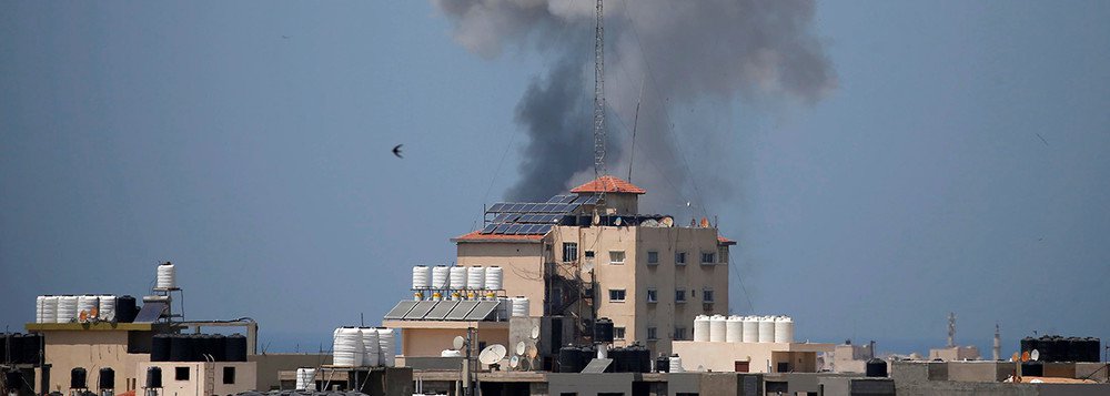 Israel faz ataques aéreos à Faixa de Gaza