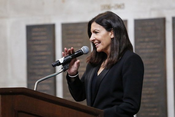 Prefeita de Paris confirma homenagem a Marielle