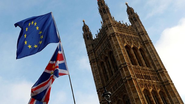 Reino Unido aprova pedido de adiamento do Brexit e rejeita novo referendo
