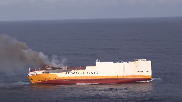 Naufrágio de navio pode provocar derramamento de óleo na costa francesa