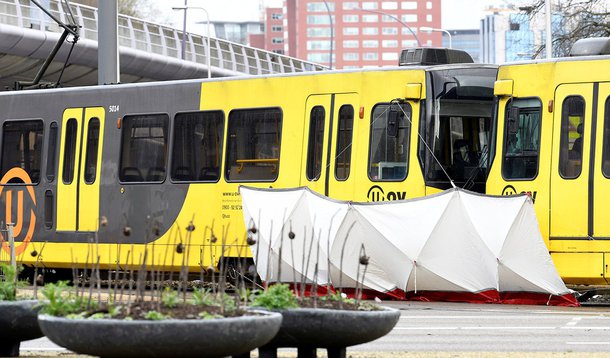 Tiroteio deixa 3 mortos e 9 feridos na Holanda; polícia não descarta terrorismo