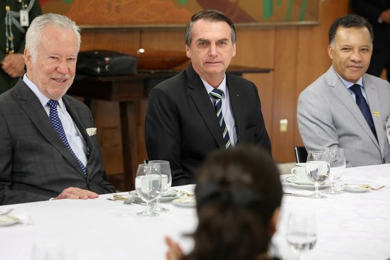 Após polêmicas, governo Bolsonaro escala militar para coordenar redes sociais