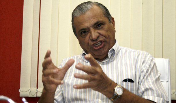 “Ele já devia ter caído”