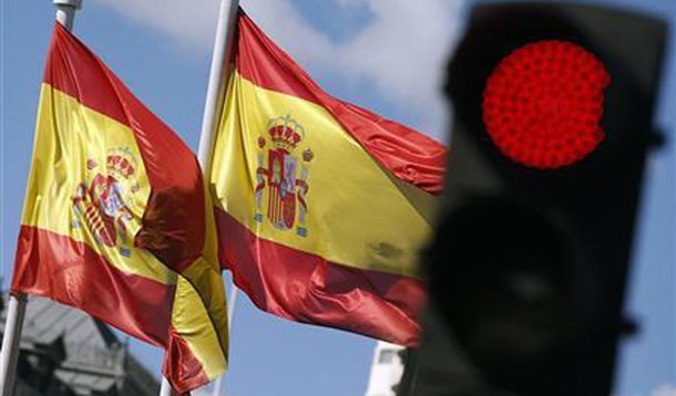 Rebaixada, Espanha está a um passo de virar título podre