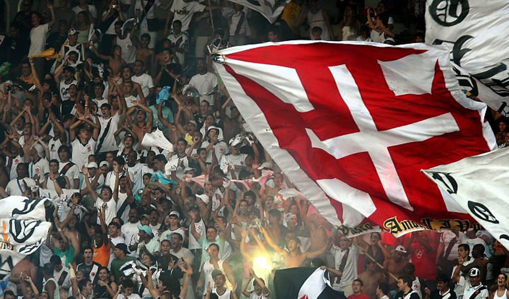Dedé convoca torcida vascaína para a decisão