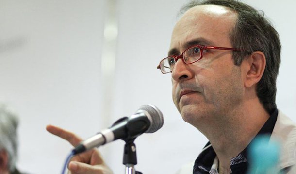 Reinaldo Azevedo lamenta candidatura Serra
