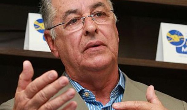 Vereador emprega filho de doador da campanha