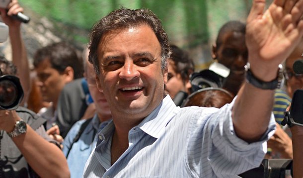 Aécio critica governo e fala como presidenciável