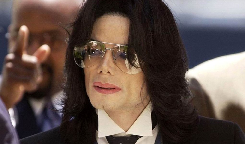 Música inédita de Michael Jackson é divulgada 