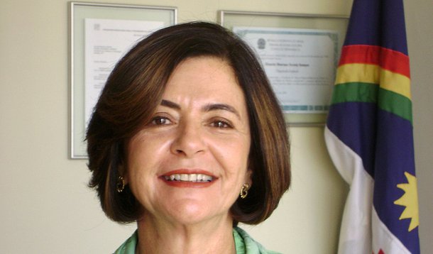 Ana Arraes desconversa sobre irregularidades na refinaria