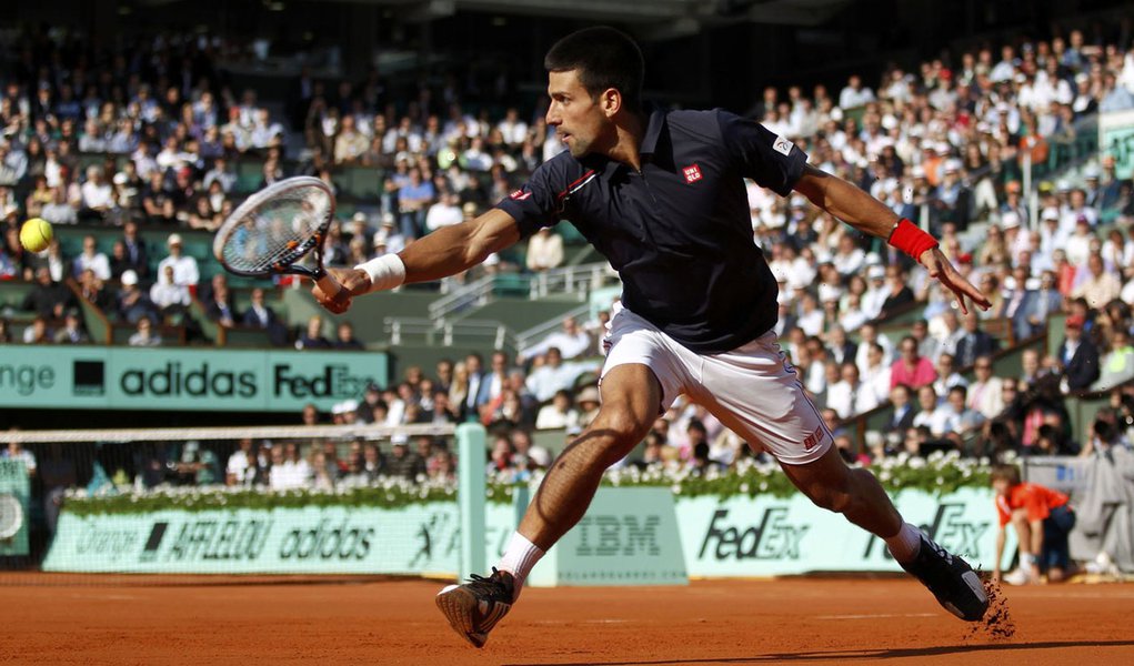 Djokovic enfrenta Nadal na final de Roland Garros