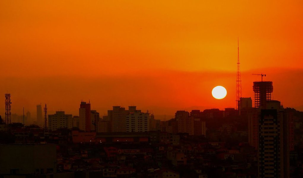 Economia com horário de verão pode chegar a R$ 100 milhões