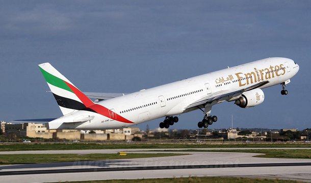 Emirates Airline faz compra recorde da Boeing