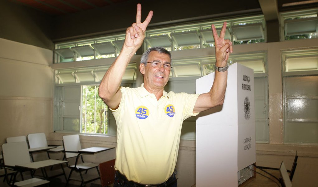 Betim: Carlaile está reeleito com 68,9% em 99% das urnas apuradas