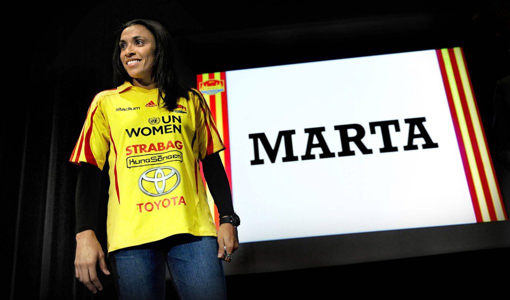 Marta é confirmada no Tyresö, da Suécia