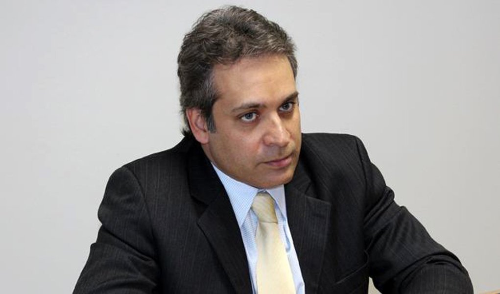Henrique Tibúrcio abre comitê pela reeleição na OAB